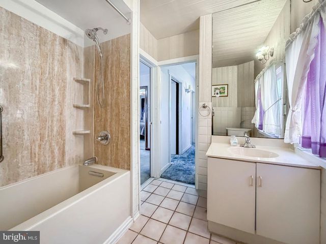 2132 GRANT AVE, Philadelphia, PA 19115