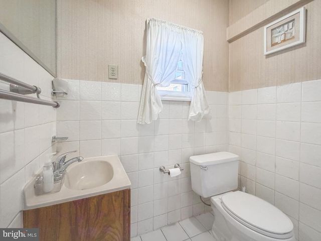 2132 GRANT AVE, Philadelphia, PA 19115