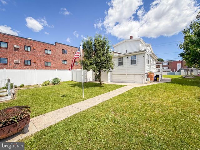 2132 GRANT AVE, Philadelphia, PA 19115