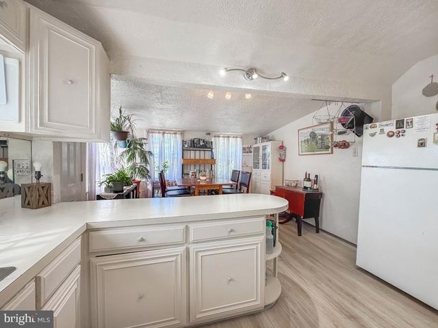 2132 GRANT AVE, Philadelphia, PA 19115