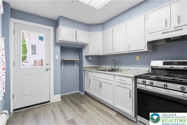 424 West Cedar Street, Allentown City, PA 18102