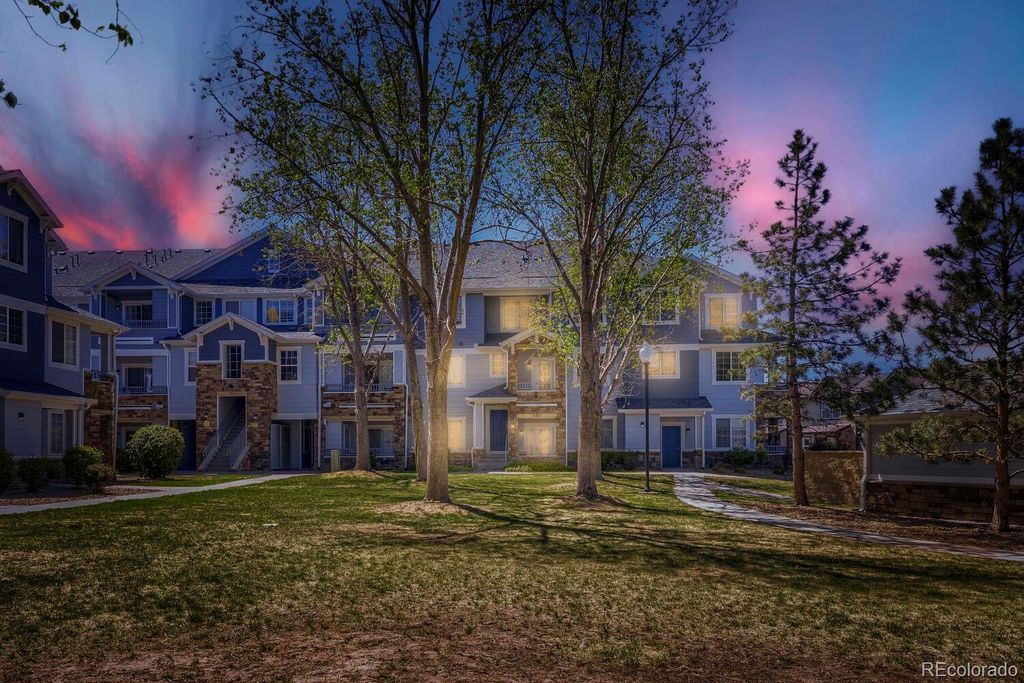 5255 Memphis Street 1216, Denver, CO 80239