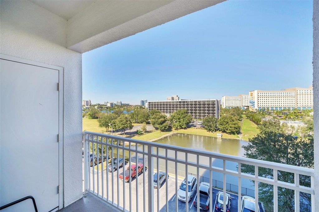 7383 UNIVERSAL BOULEVARD 512, Orlando, FL 32819