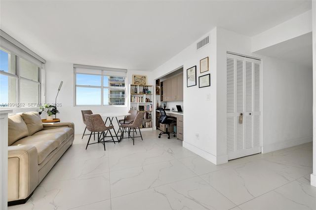1420 Brickell Bay Dr 1003A, Miami, FL 33131