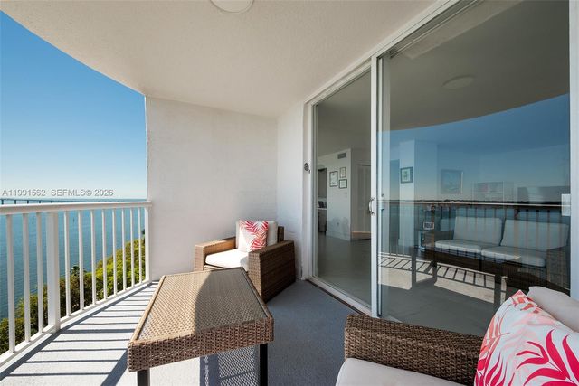 1420 Brickell Bay Dr 1003A, Miami, FL 33131