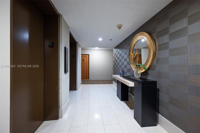 1420 Brickell Bay Dr 1003A, Miami, FL 33131