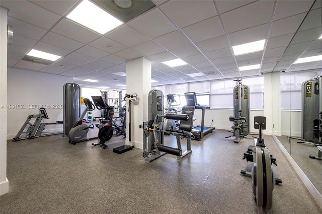 1420 Brickell Bay Dr 1003A, Miami, FL 33131