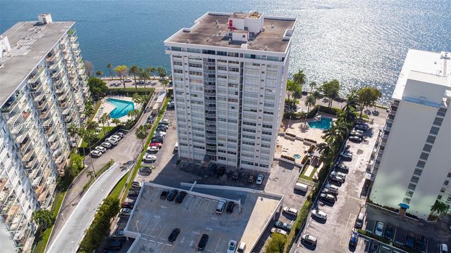 1420 Brickell Bay Dr 1003A, Miami, FL 33131