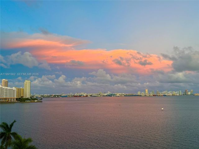 1420 Brickell Bay Dr 1003A, Miami, FL 33131