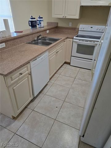 2633 Sunniland BLVD, Lehigh Acres, FL 33971