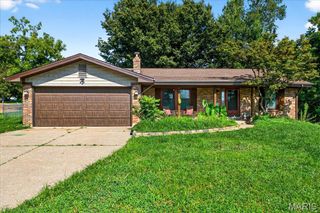 19726 Old Jamestown Road, Florissant, MO 63034