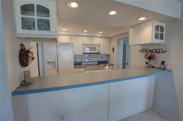 5201 S ATLANTIC AVENUE 405A, New Smyrna Beach, FL 32169