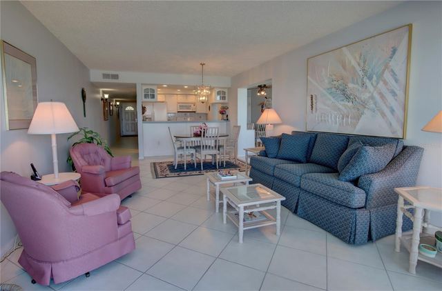 5201 S ATLANTIC AVENUE 405A, New Smyrna Beach, FL 32169
