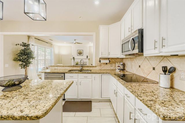 10701 Pomerane Place, Charlotte, NC 28277