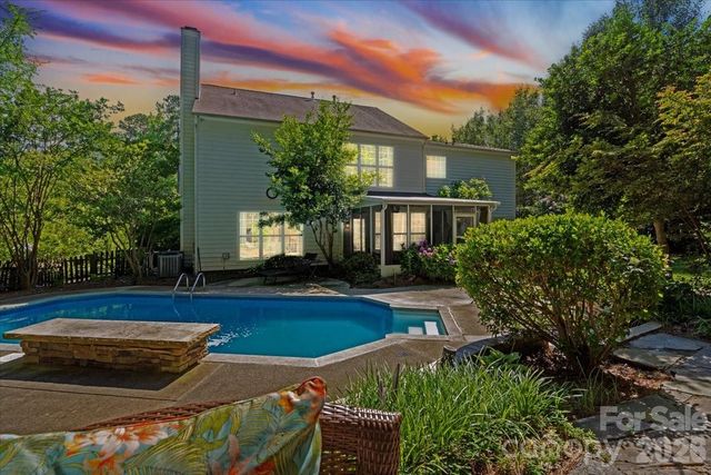 10701 Pomerane Place, Charlotte, NC 28277