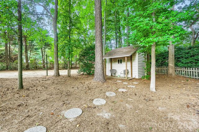 10701 Pomerane Place, Charlotte, NC 28277