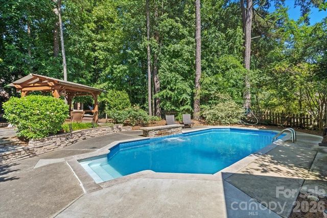 10701 Pomerane Place, Charlotte, NC 28277