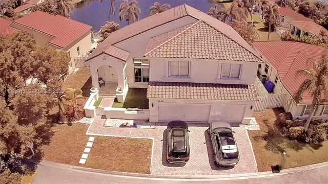 3460 SW 52nd St, Hollywood, FL 33312