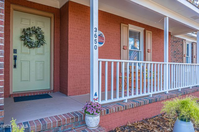 3650 Hanover Drive, Hope Mills, NC 28348