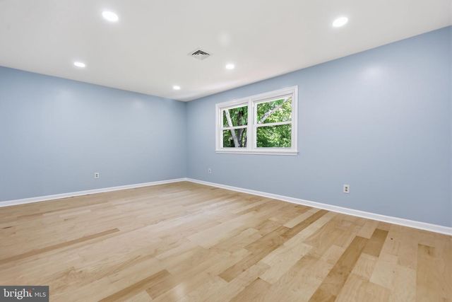 2461 PINE CONE RD, Warrington, PA 18976