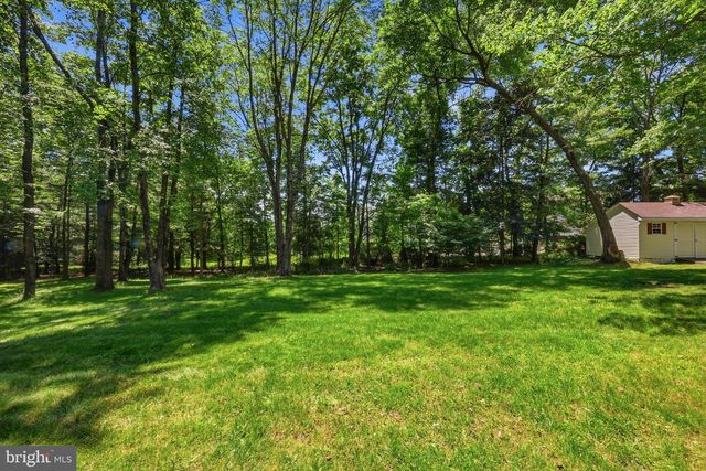 2461 PINE CONE RD, Warrington, PA 18976