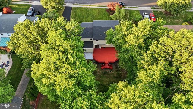 2461 PINE CONE RD, Warrington, PA 18976