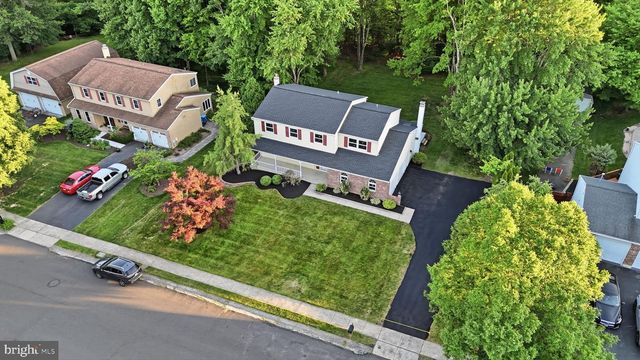 2461 PINE CONE RD, Warrington, PA 18976