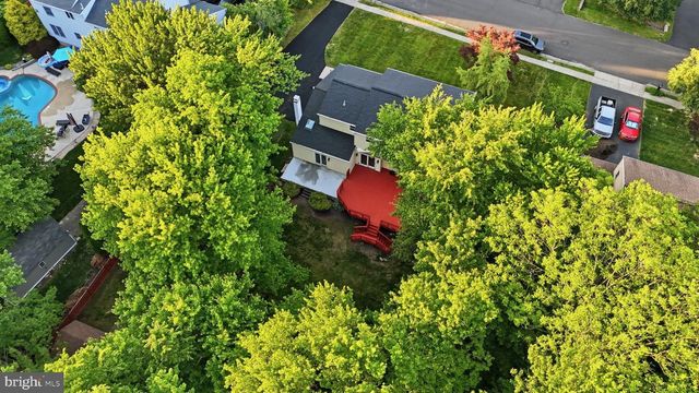 2461 PINE CONE RD, Warrington, PA 18976