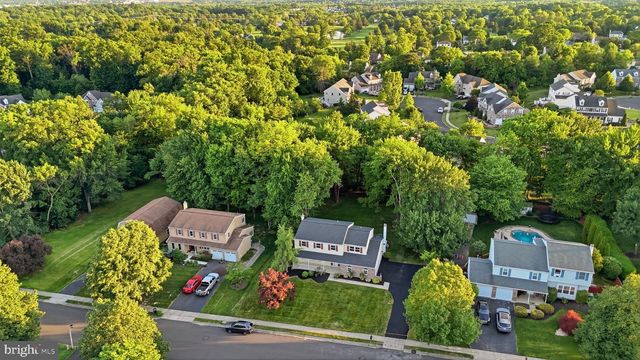 2461 PINE CONE RD, Warrington, PA 18976
