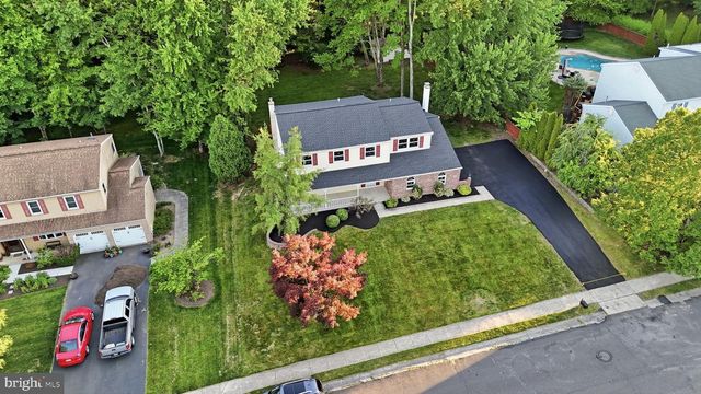 2461 PINE CONE RD, Warrington, PA 18976