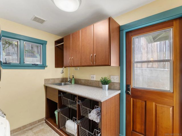 4516 Date Ave, La Mesa, CA 91941