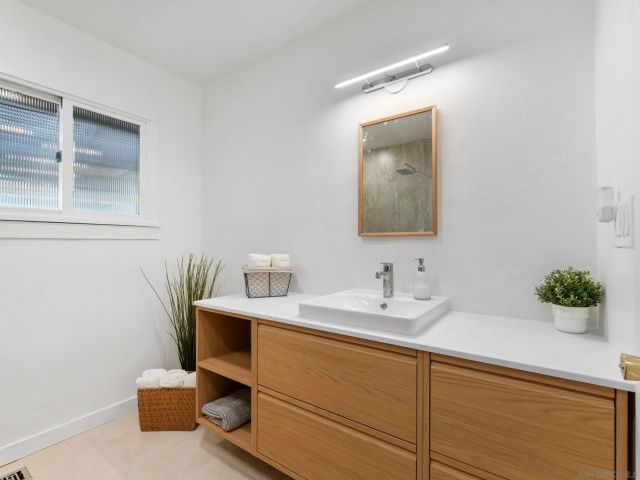 4516 Date Ave, La Mesa, CA 91941