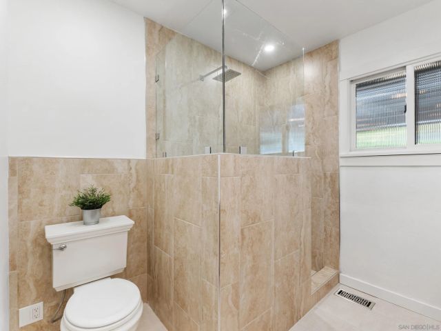 4516 Date Ave, La Mesa, CA 91941