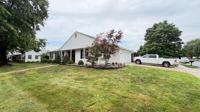 2 WINDMILL CT, Columbus, NJ 08022