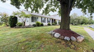 2 WINDMILL CT, Columbus, NJ 08022