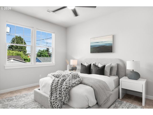 8805 N Dwight Ave, Portland, OR 97203
