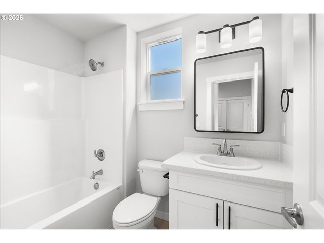 8805 N Dwight Ave, Portland, OR 97203