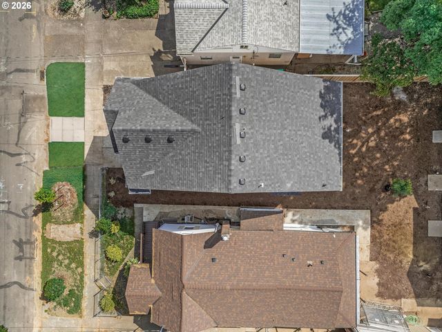 8805 N Dwight Ave, Portland, OR 97203