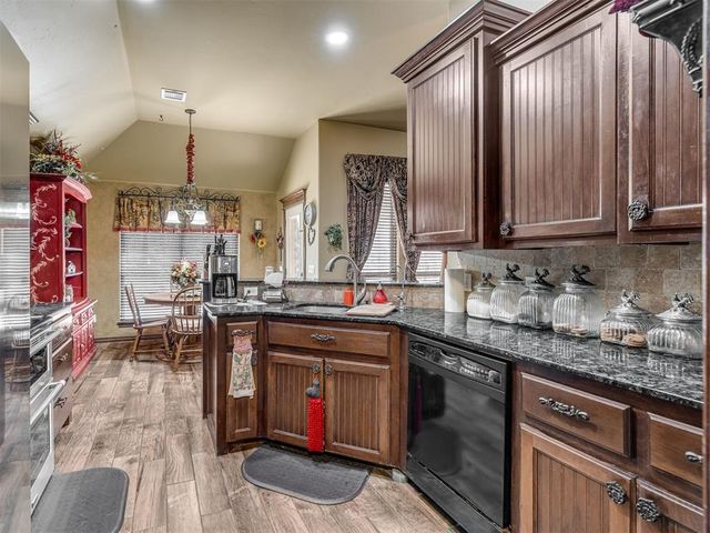 923 County Street 2935, Tuttle, OK 73089