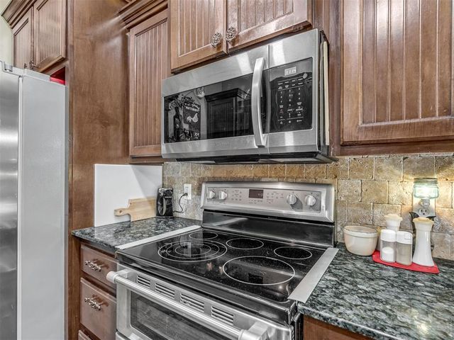 923 County Street 2935, Tuttle, OK 73089