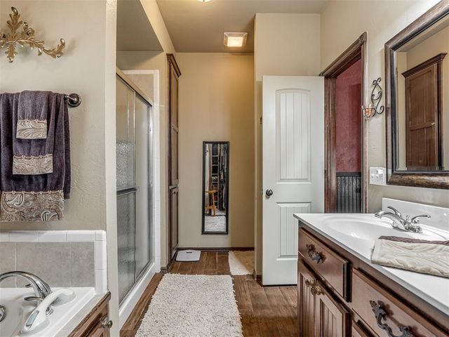 923 County Street 2935, Tuttle, OK 73089