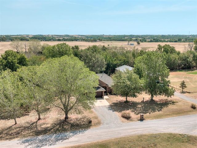923 County Street 2935, Tuttle, OK 73089