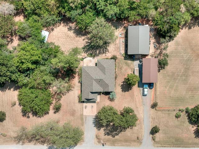 923 County Street 2935, Tuttle, OK 73089