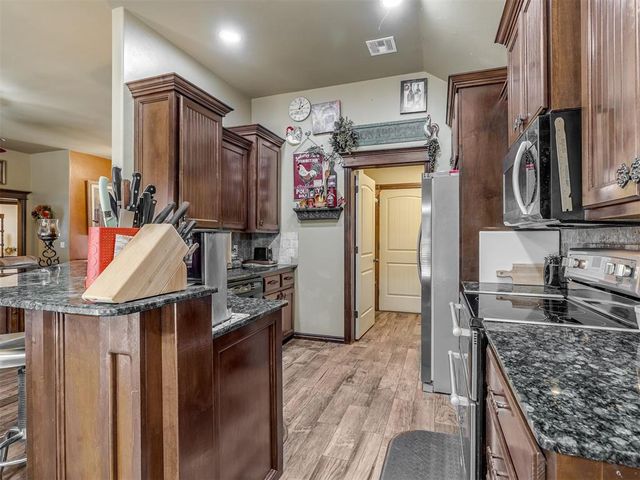 923 County Street 2935, Tuttle, OK 73089