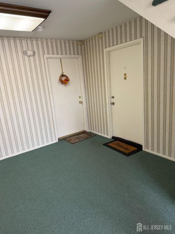 401 SHARON GARDEN Court, Woodbridge Proper, NJ 07095