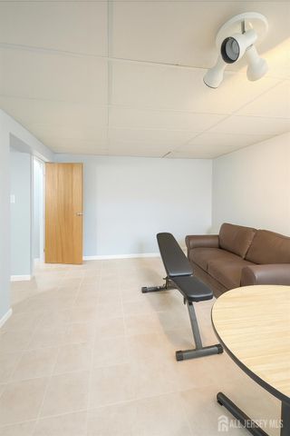 401 SHARON GARDEN Court, Woodbridge Proper, NJ 07095