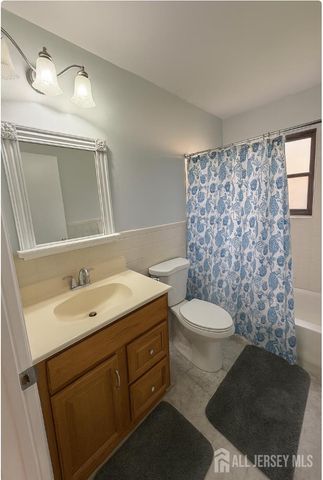 401 SHARON GARDEN Court, Woodbridge Proper, NJ 07095