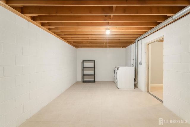 401 SHARON GARDEN Court, Woodbridge Proper, NJ 07095