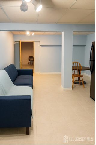 401 SHARON GARDEN Court, Woodbridge Proper, NJ 07095