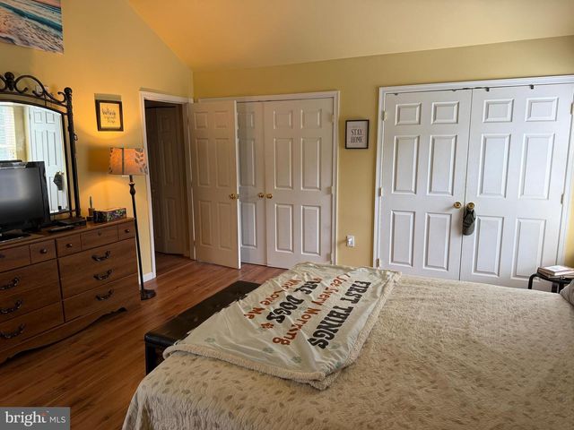 1400 STRAWBERRY ST., Mays Landing, NJ 08330